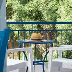 Knossos Hotel