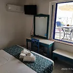 Otel Knossos 2*