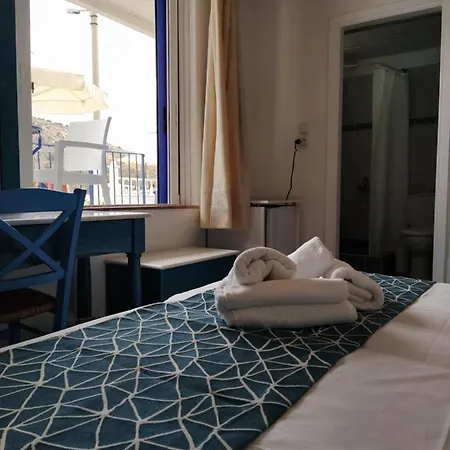 Hotell Knossos 2*