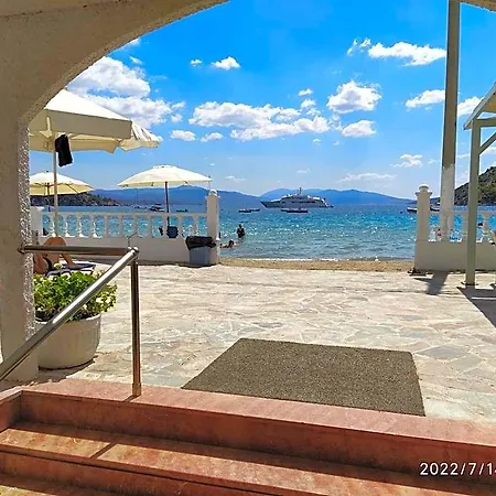 Hotel Knossos 2*