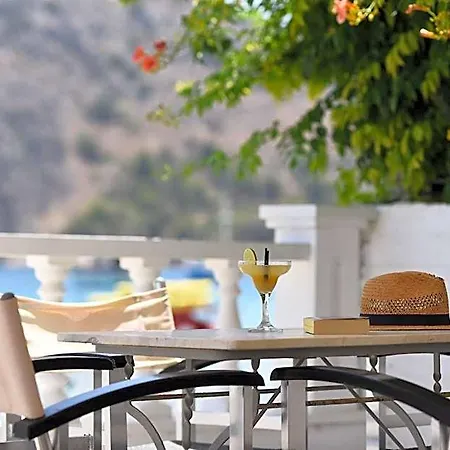 Hotel Knossos 2*