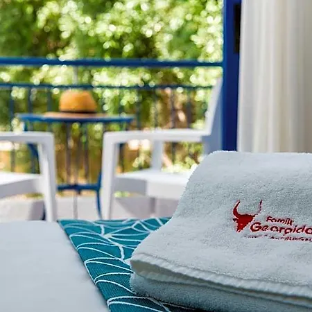 Hotel Knossos 2*
