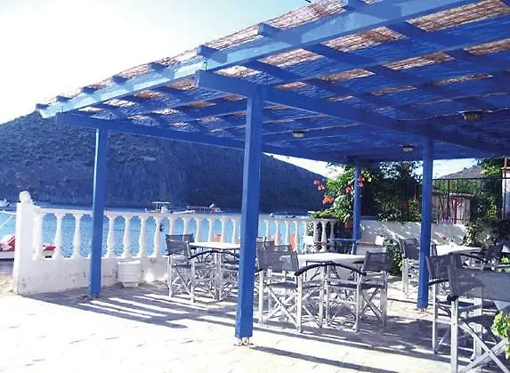 Отель Knossos 2*